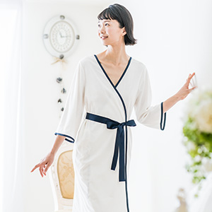 posey.stola　ポージーストラ　ドレッシングガウン　Brides Gown